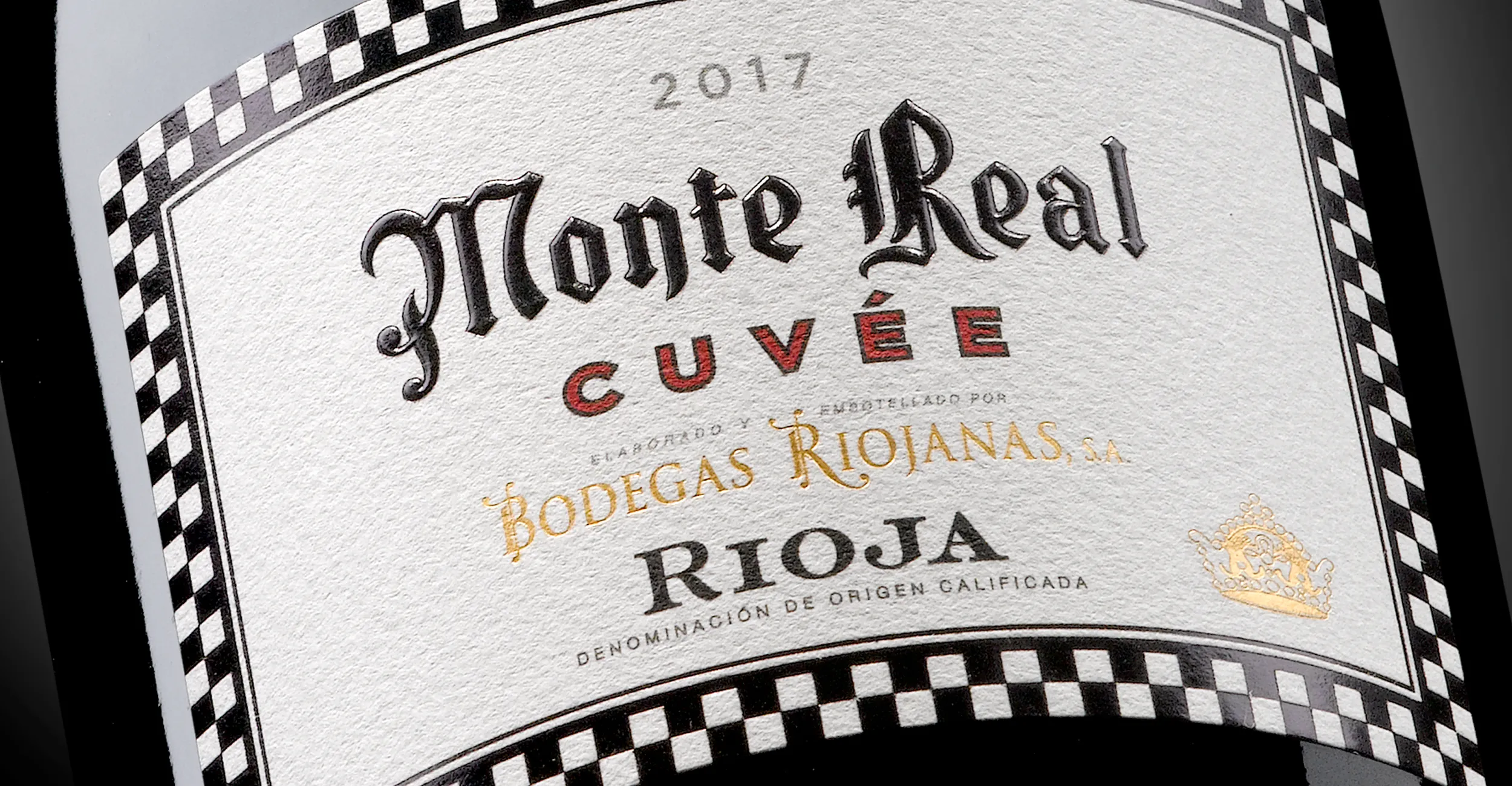 Detalle del diseño de packaging de Monte Real Cuvée.