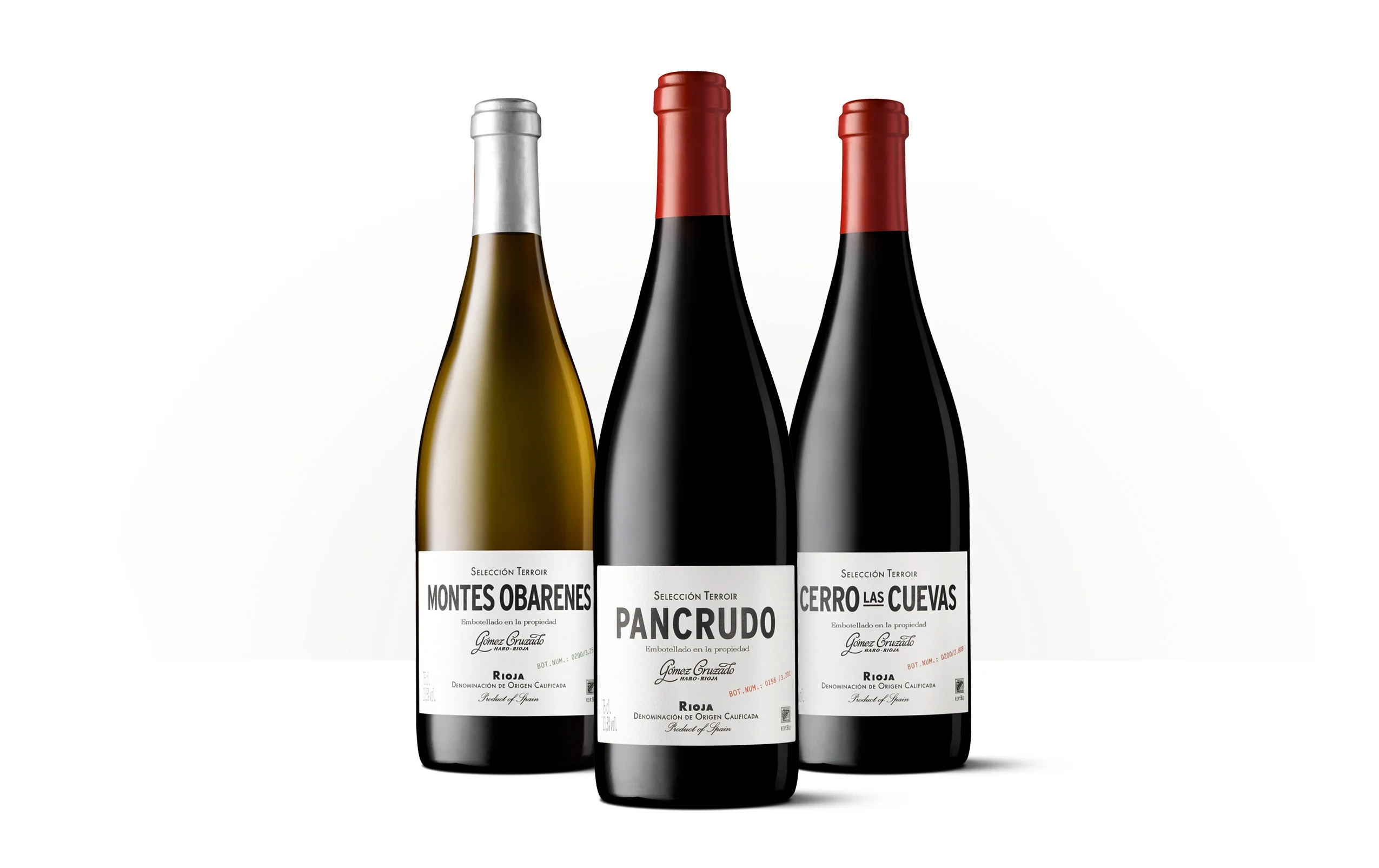 Siluetas de las botellas de la Selección Terroir de Bodegas Gómez Cruzado.