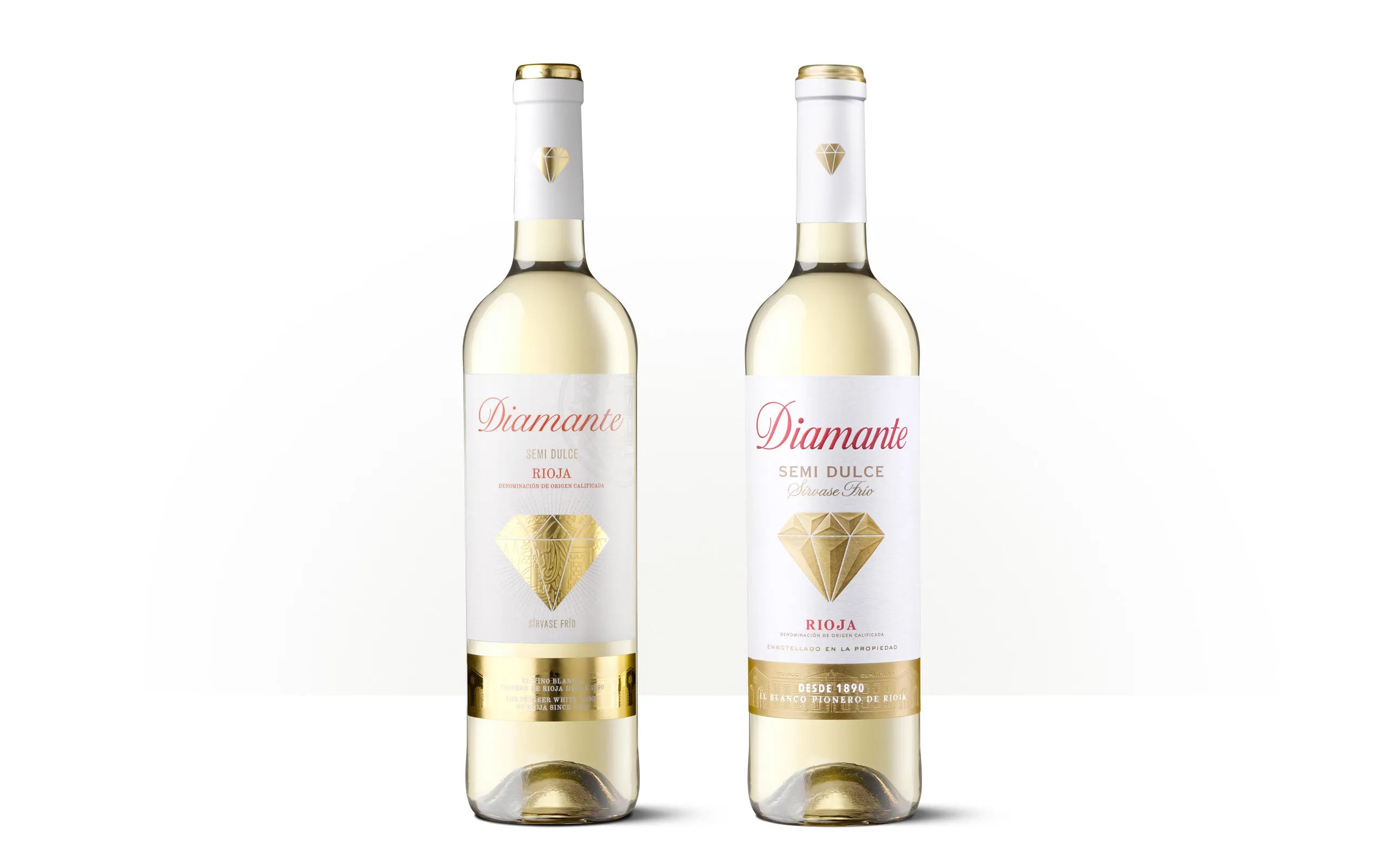 Siluetas de dos botellas de vino blanco Diamante, con etiquetas claras y detalles dorados.