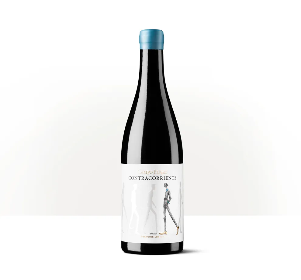 Silueta de una botella de Contracorriente, vino de Toro de Bodegas Campo Elíseo, con etiqueta blanca de ilustración minimalista.