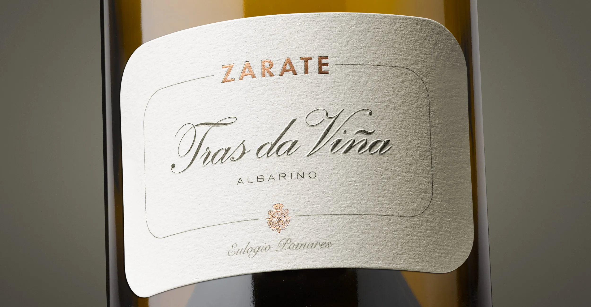 Detalle del diseño de packaging de Zarate.